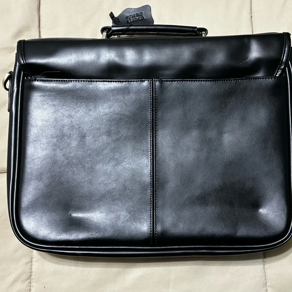 Alpine Swiss Messenger Black Leather Laptop/Brief Case Bag With Buckle Closure - Picture 2 of 10